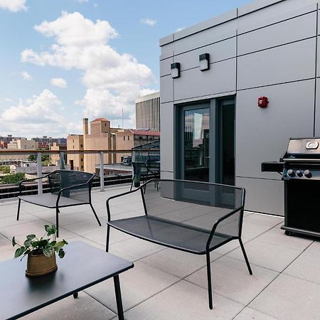 Kislak 405 Luxurious 1Br Retreat Above The City Newark Exterior photo